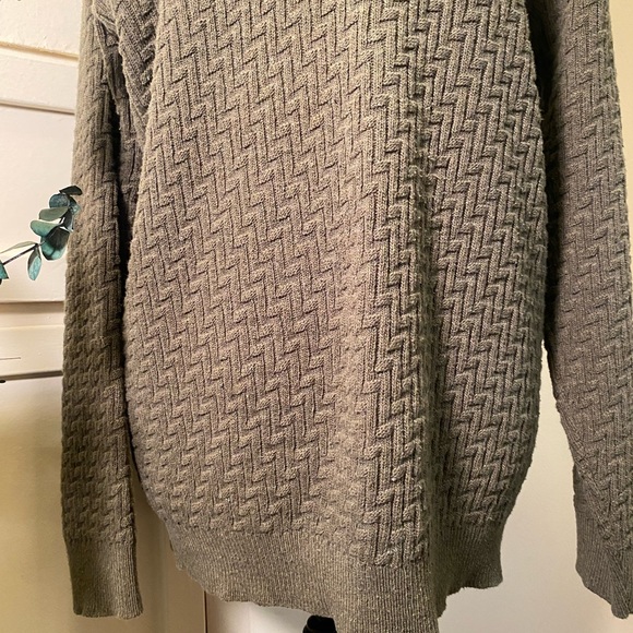 Sage Green Oscar De La Renta Sweater - Picture 2 of 8
